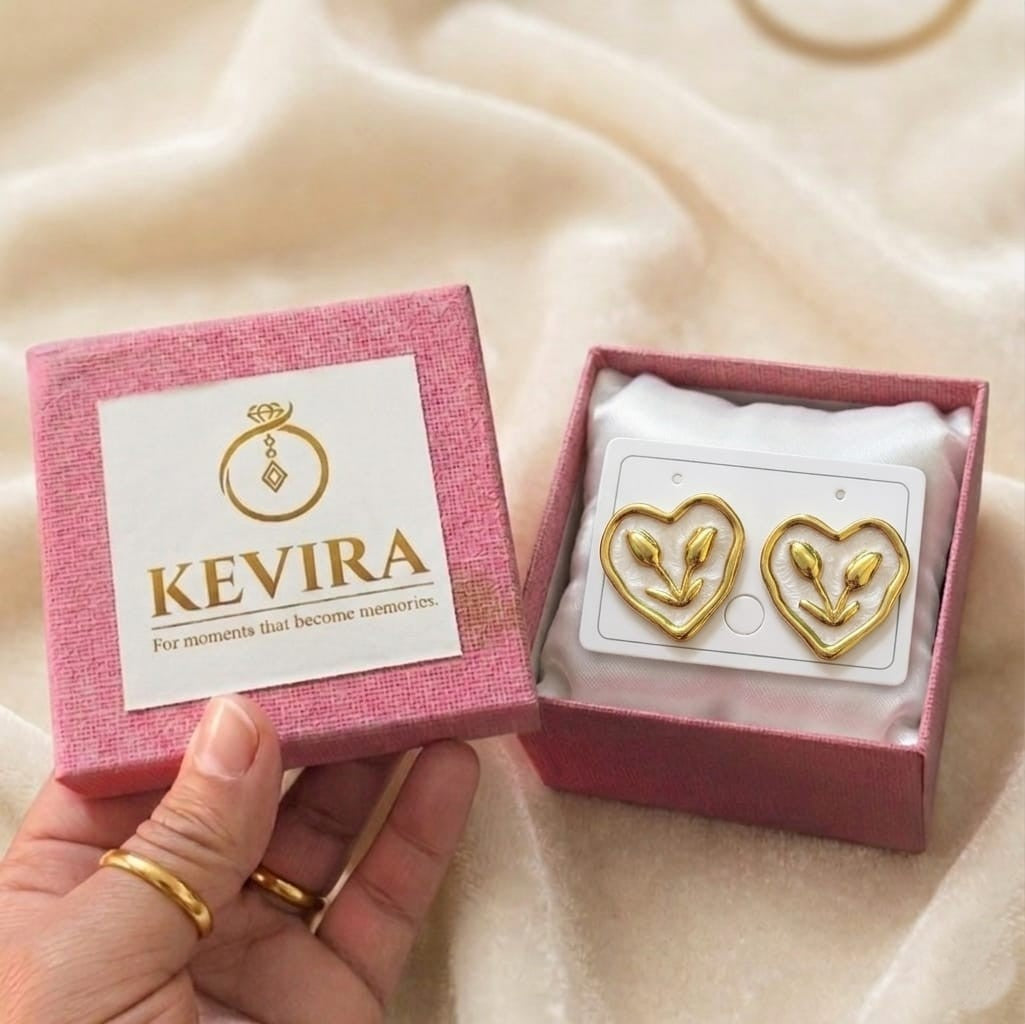 Kevira Floral Heart Stud Earrings