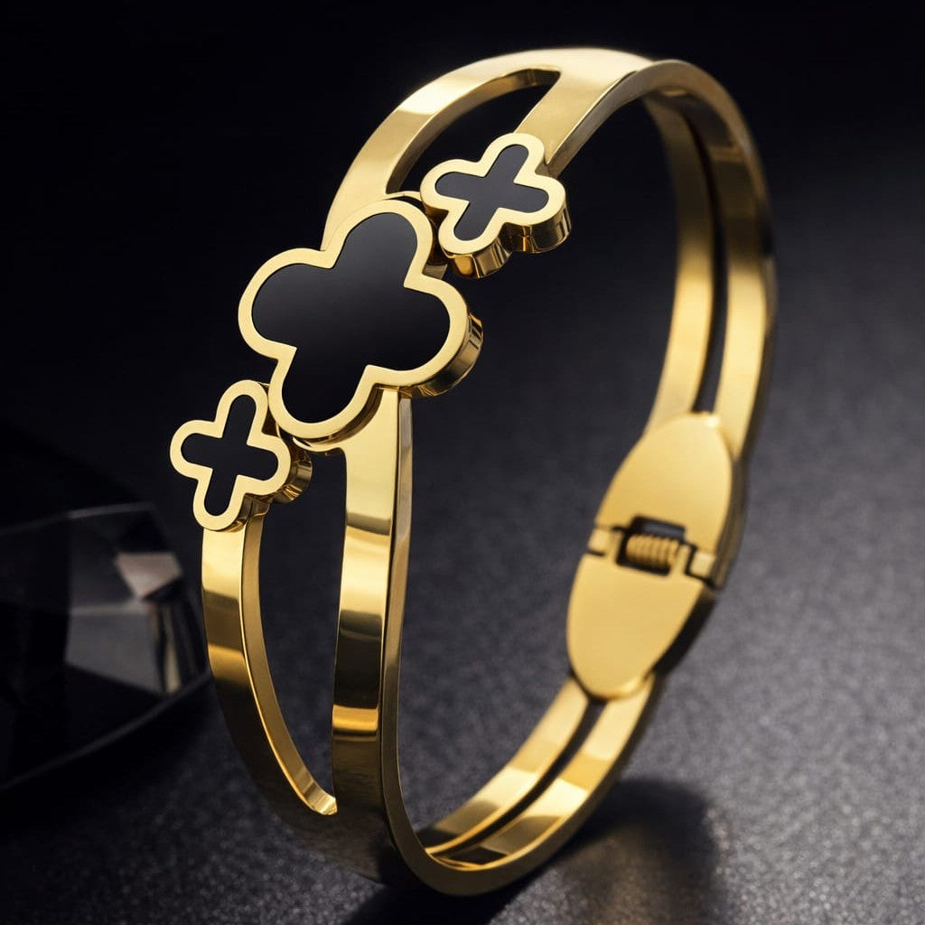 Kevira Noir Clover Luxe Bracelet