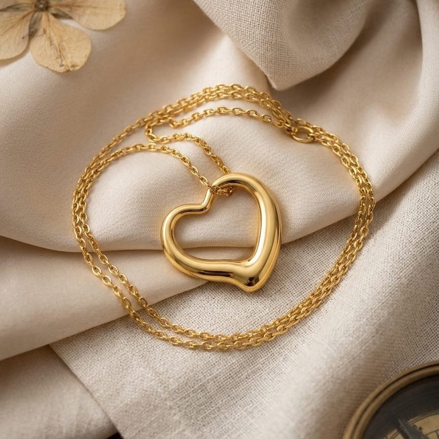 Kevira Golden Heart Elegance Pendant Necklace