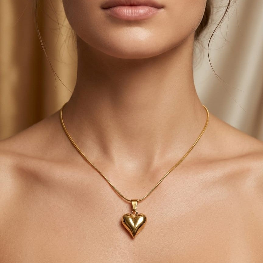 Kevira Royal Heart Pendant Necklace